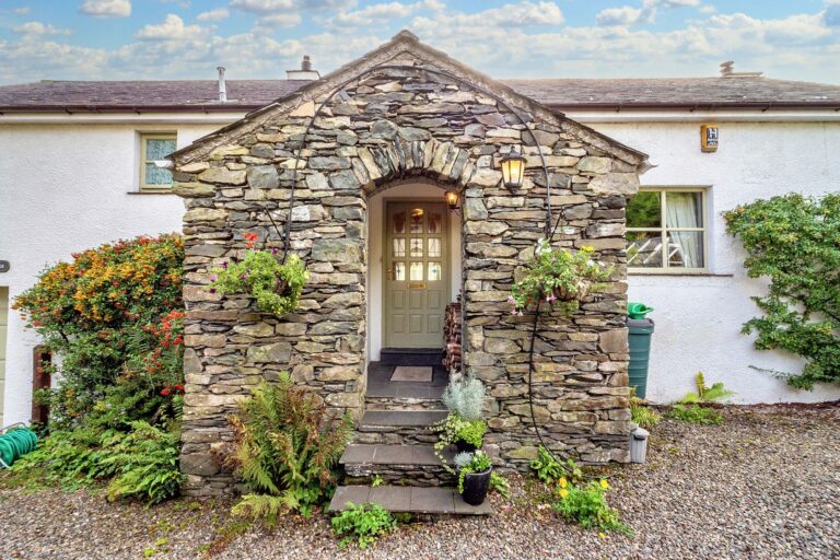 Hard Crag Lodge Image