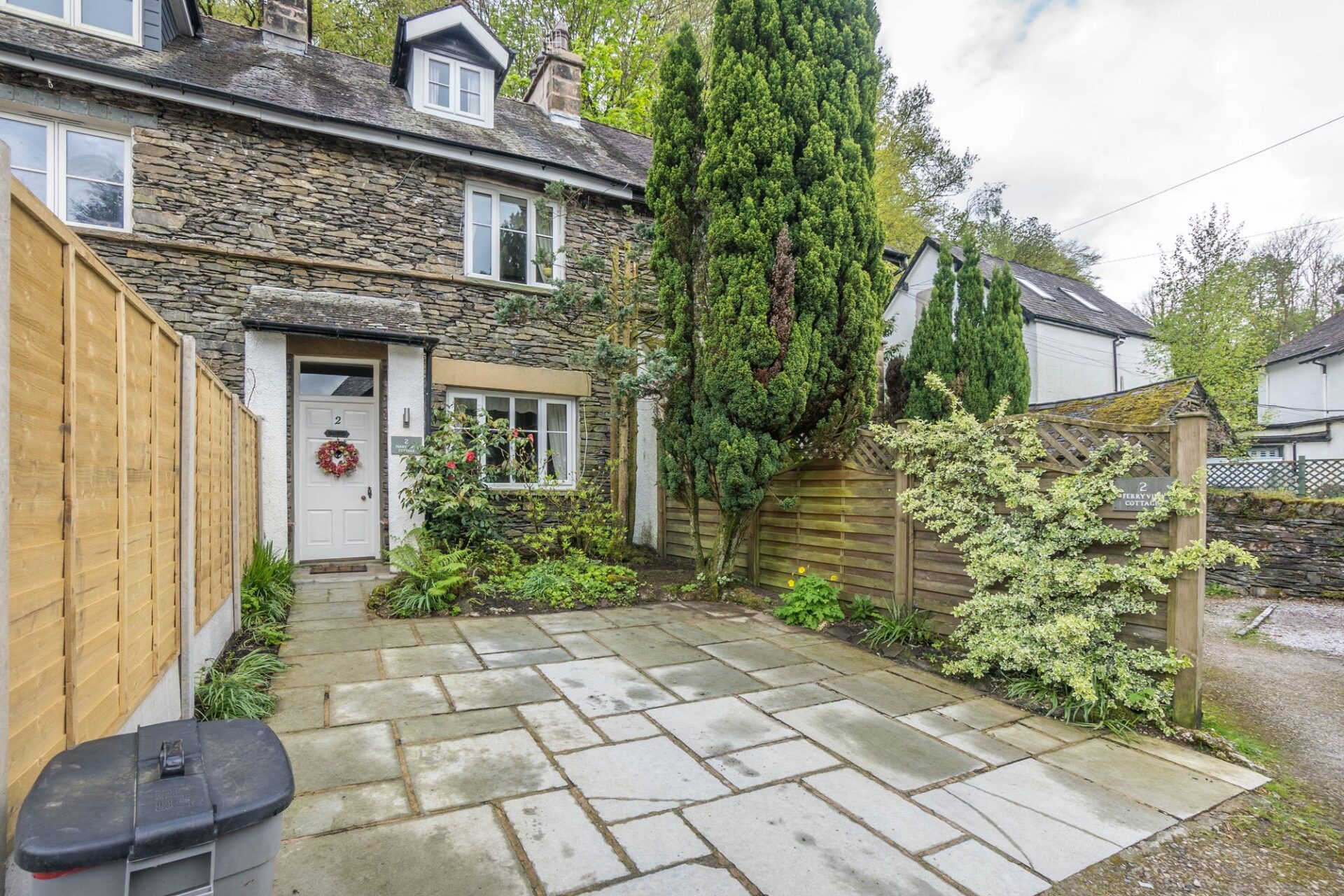 Property for sale, Ferry View Cottages, BownessOnWindermere, LA23