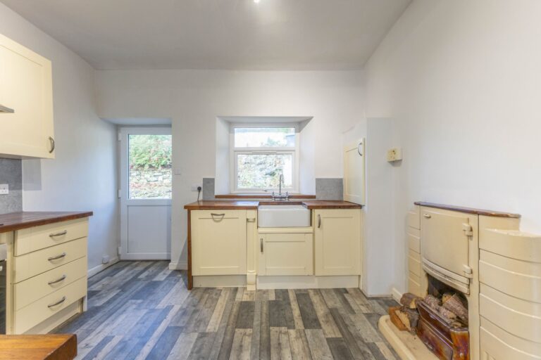 Ashwood Kents Bank Road Image