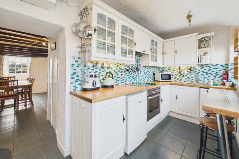 Swangs Cottage Image