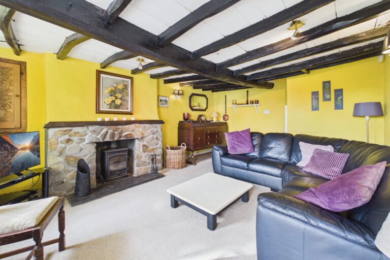 Swangs Cottage Image