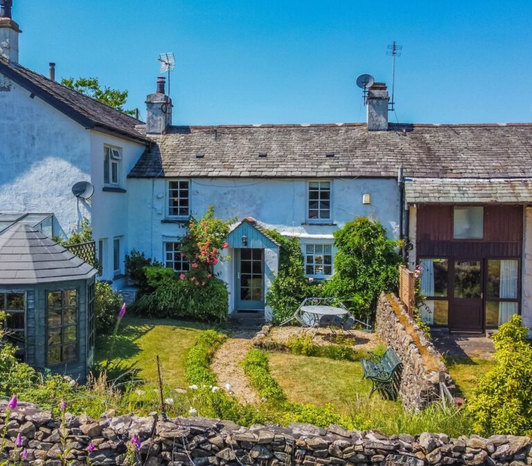 Swangs Cottage Image