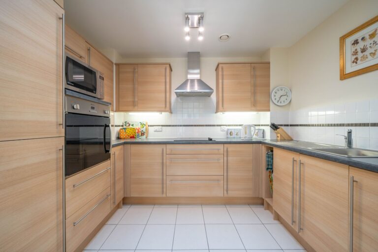 Apartment 61 Image