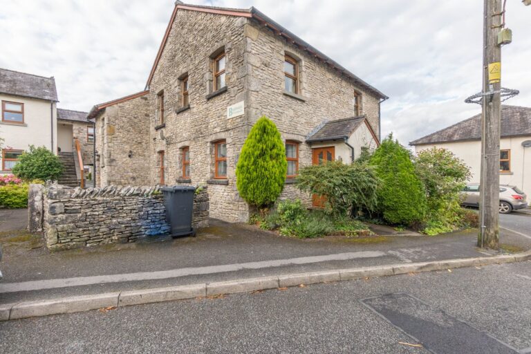 Beathwaite Gardens Image