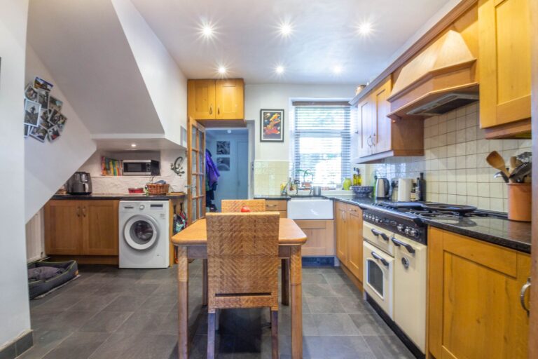 Gowan Terrace Image