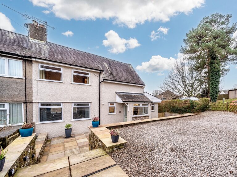 Lunefield Drive Image