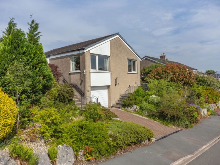 Crummock Drive Image