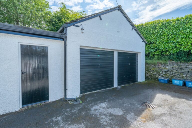 Lynstead Thornbarrow Road Image