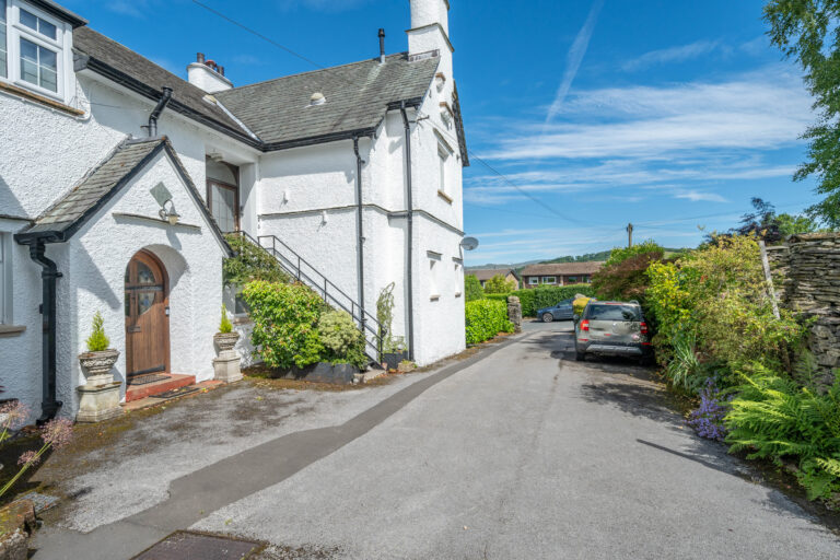 Lynstead Thornbarrow Road Image