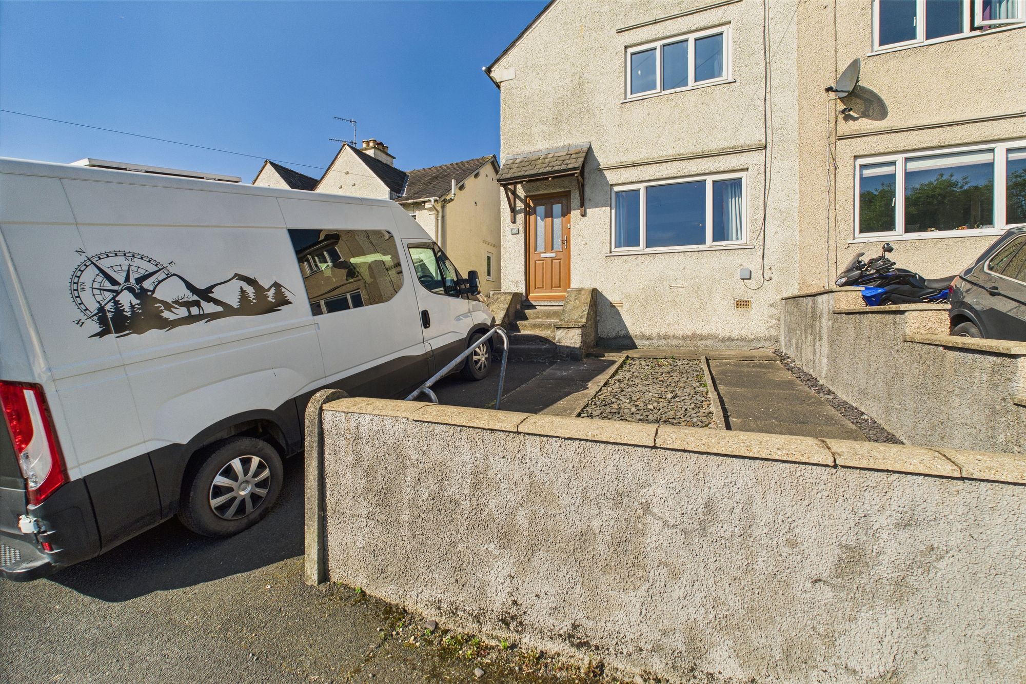 CAM03766G0-PR0335-STILL014.jpg