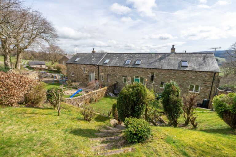 Woodside Barn Image
