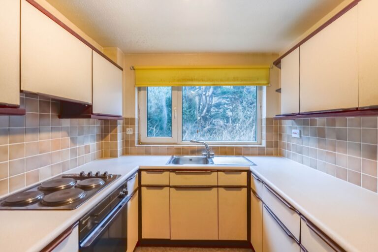 Mayfield Drive Image