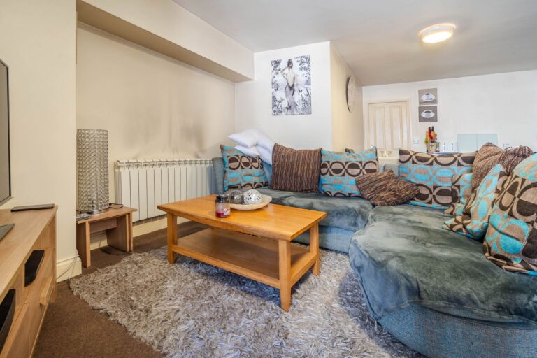 Flat 4 Image