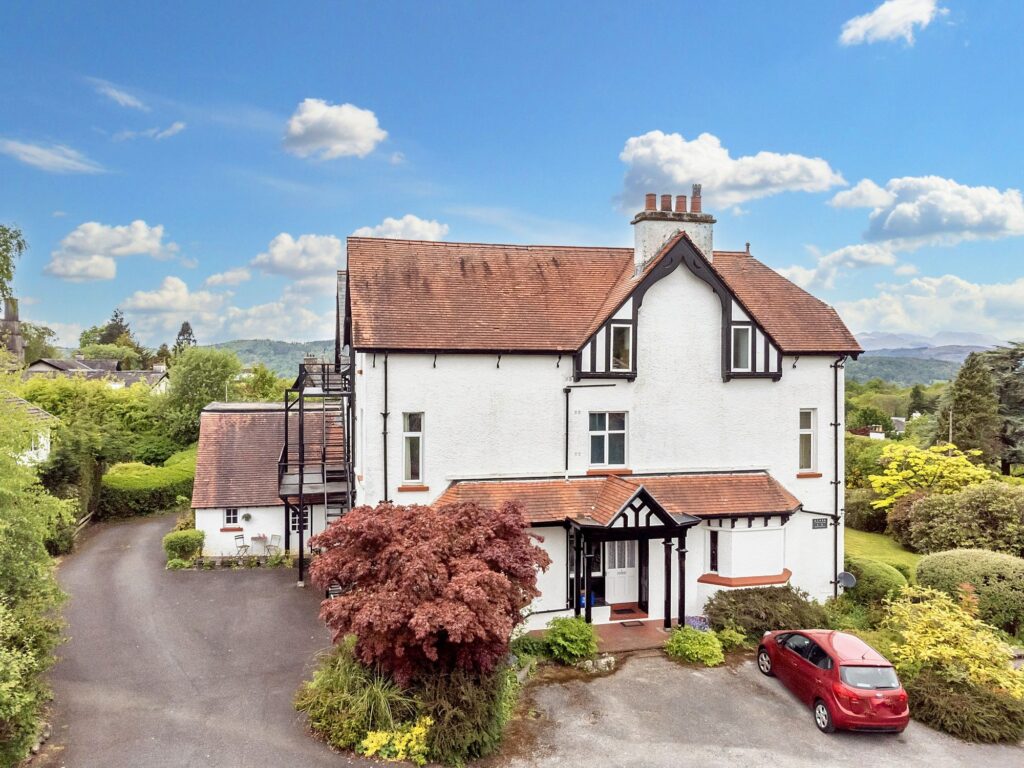 Rotherwood Thornbarrow Road Image 0