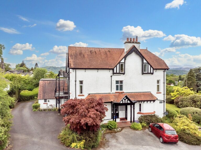 Rotherwood Thornbarrow Road Image
