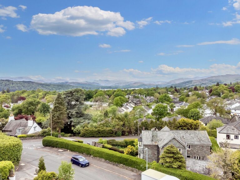 Rotherwood Thornbarrow Road Image