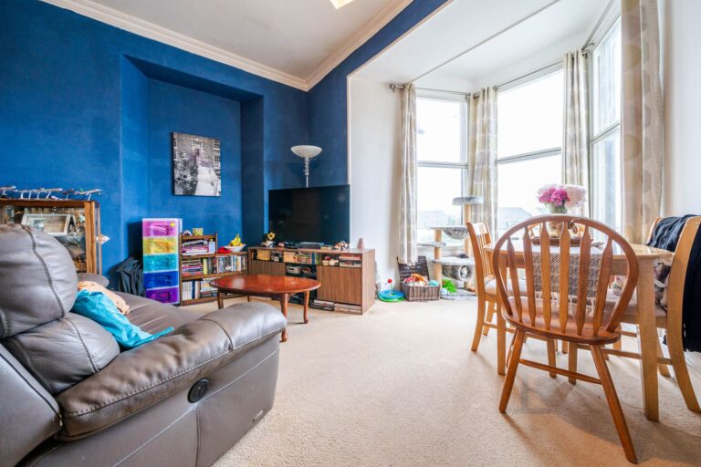 Westmorland House Lake Road Image