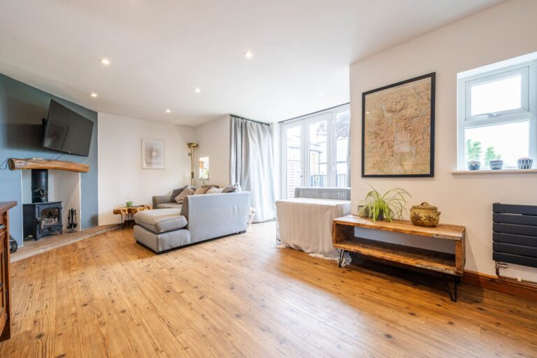 Beech Tree Cottages New Road Image