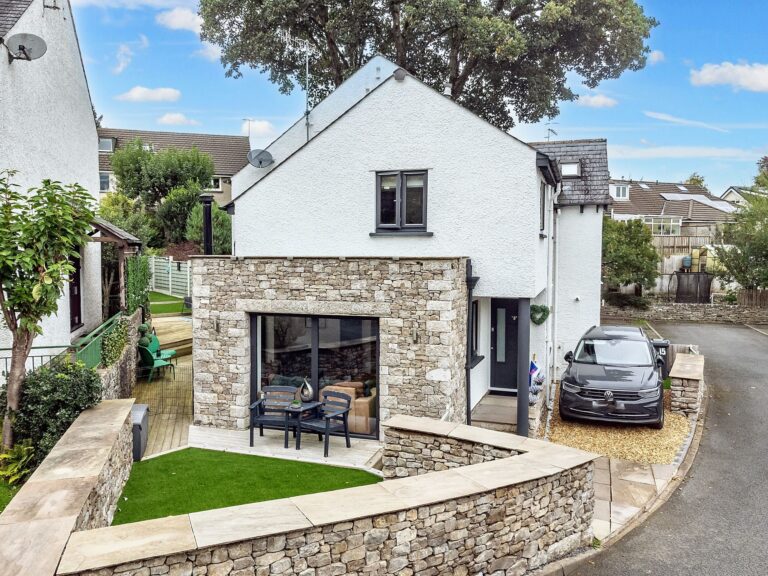Lower Abbotsgate Image