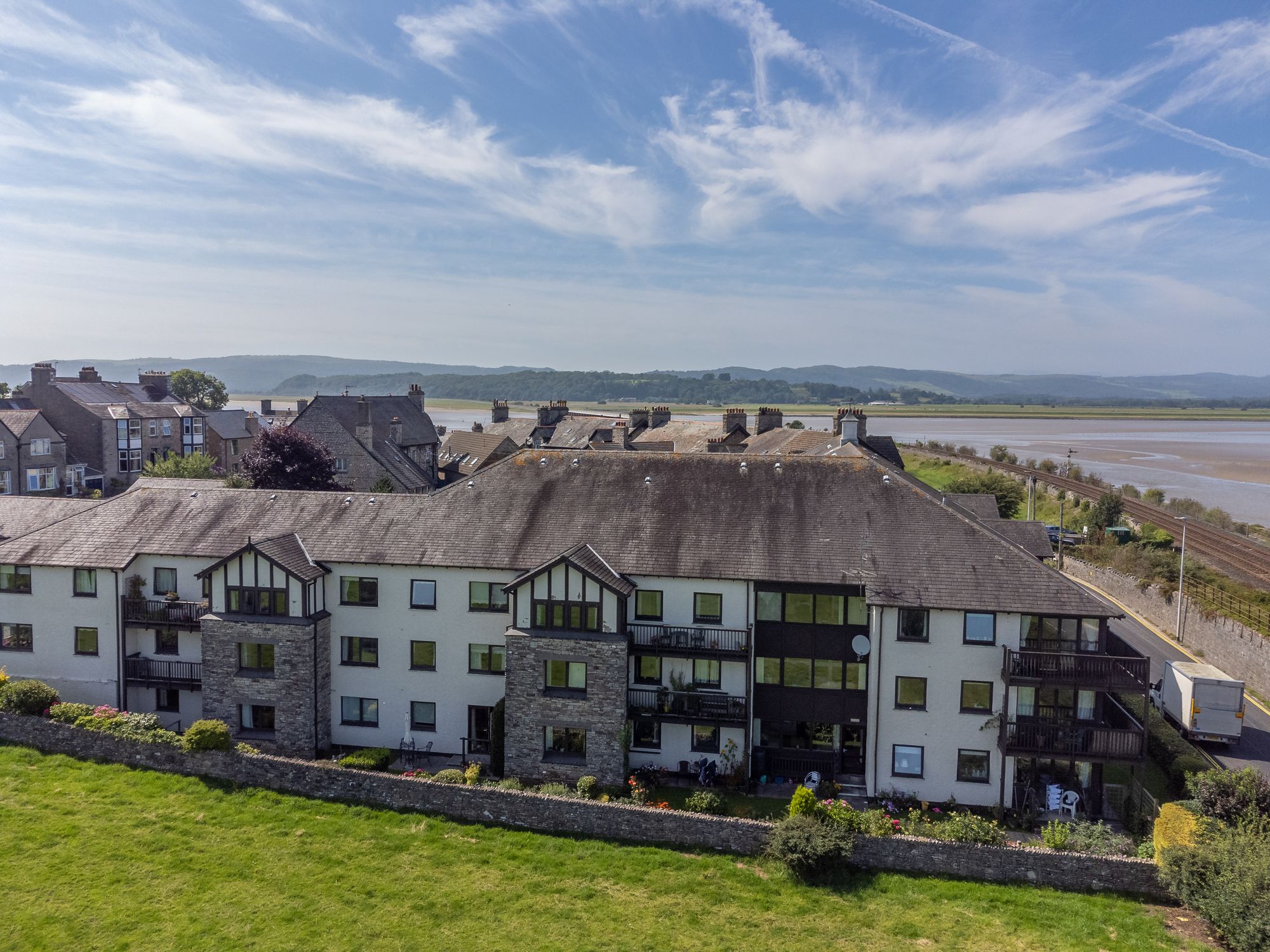 DJI_0963.jpg