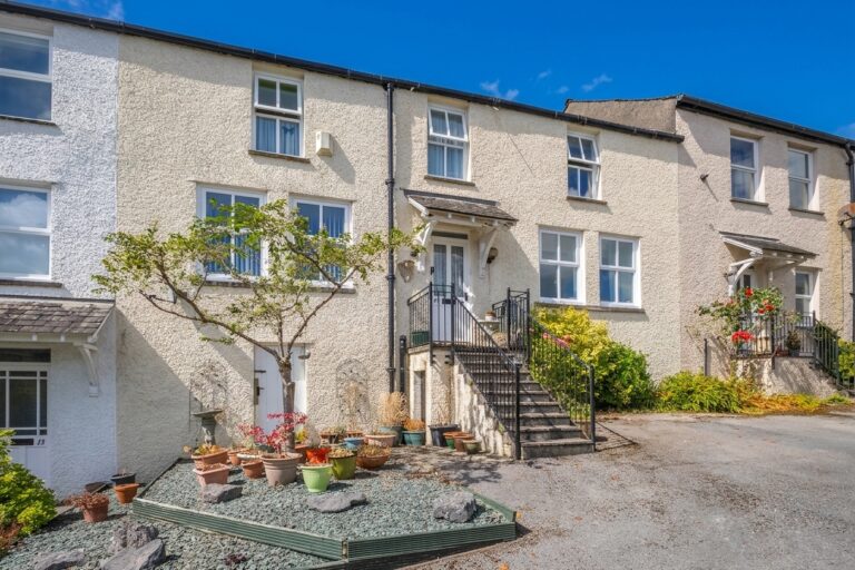 Strickland Court Windermere Road Image
