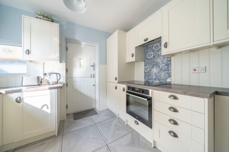 Broadfield Image