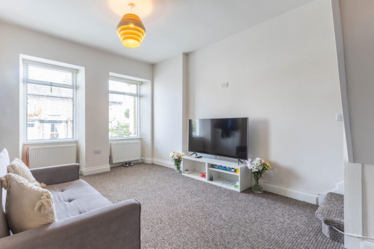 Windermere Road Image