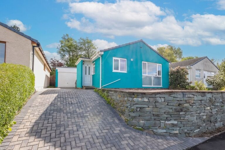 Calder Drive Image