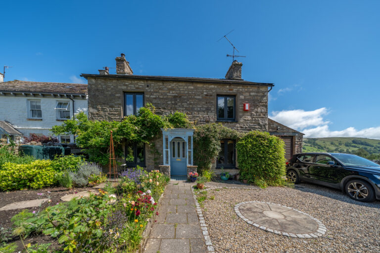 Rose Cottage Main Street Image