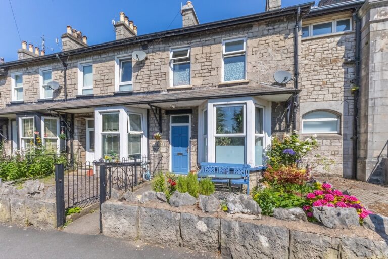 Parkside Road Image