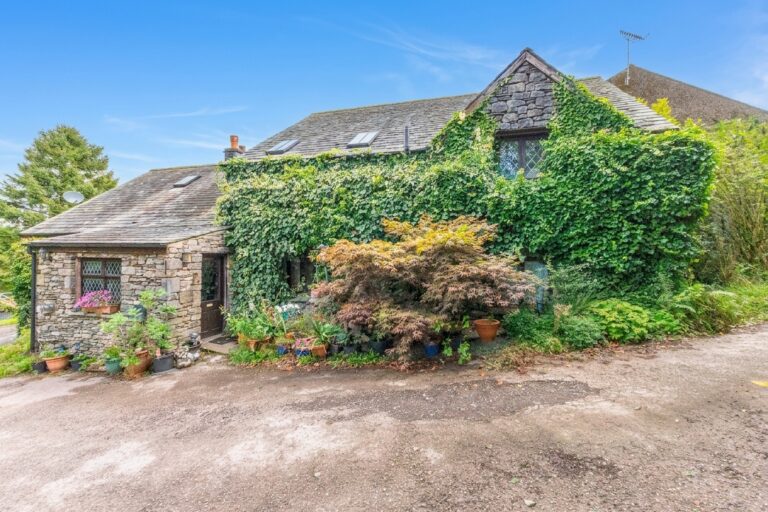 Oldfield Cottage Image
