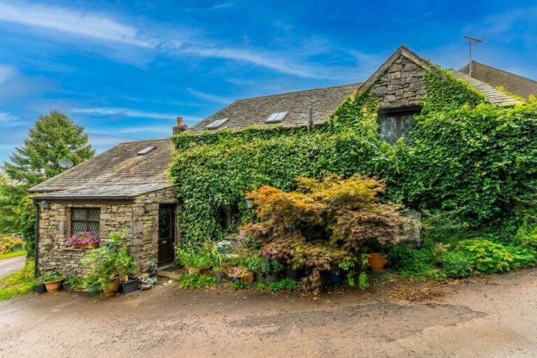 Oldfield Cottage Image